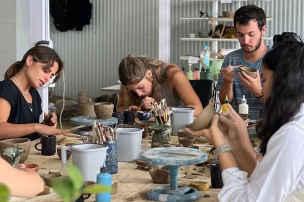 paint on pottery